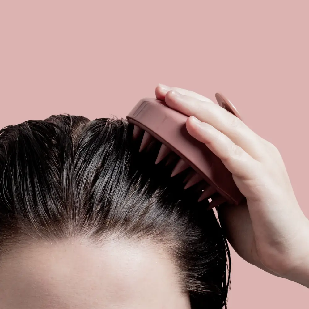 Um couro cabeludo saudável é a base para cabelos fortes, bonitos e cheios de vida. No Beauty.co.lab, esse cuidado é essencial.